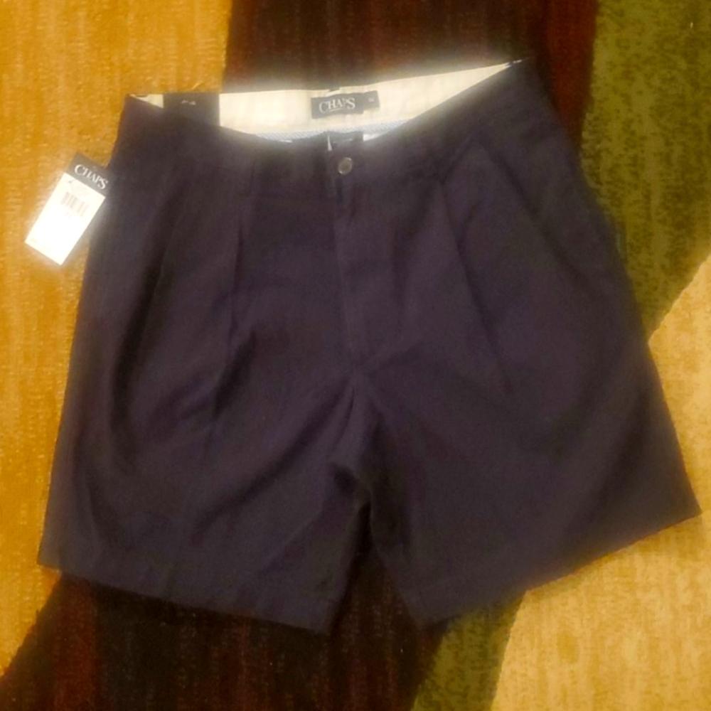 NWT mens 32 waist Chaps Navy Shorts